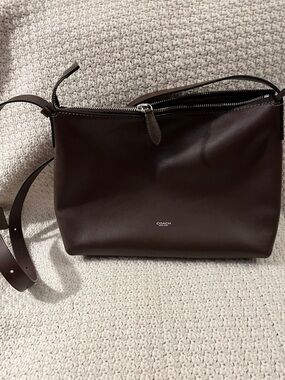COACH Mott 33 Leather Messenger Bag